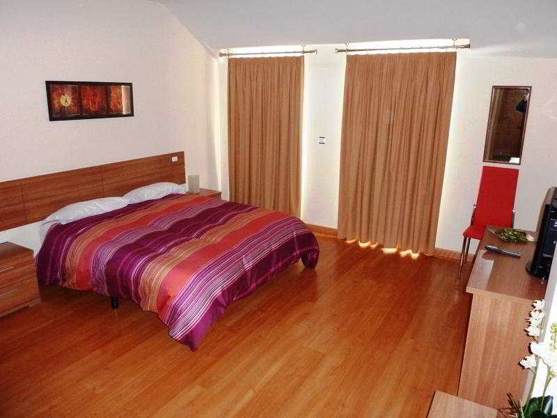 Hostal La Morada La Cisterniga ภายนอก รูปภาพ