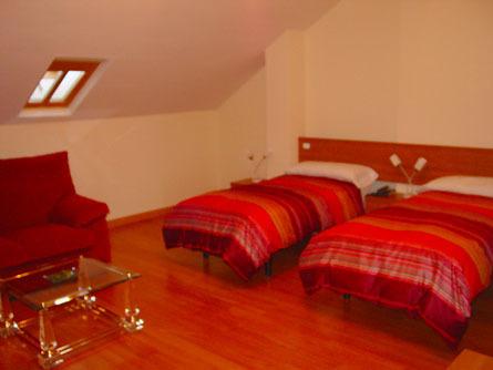 Hostal La Morada La Cisterniga ภายนอก รูปภาพ